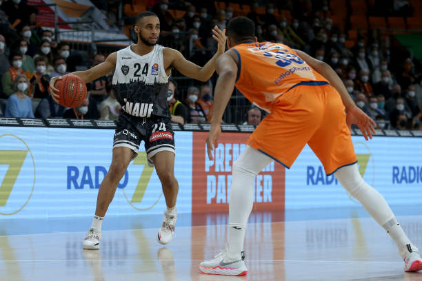 国女足的王 国女足的王