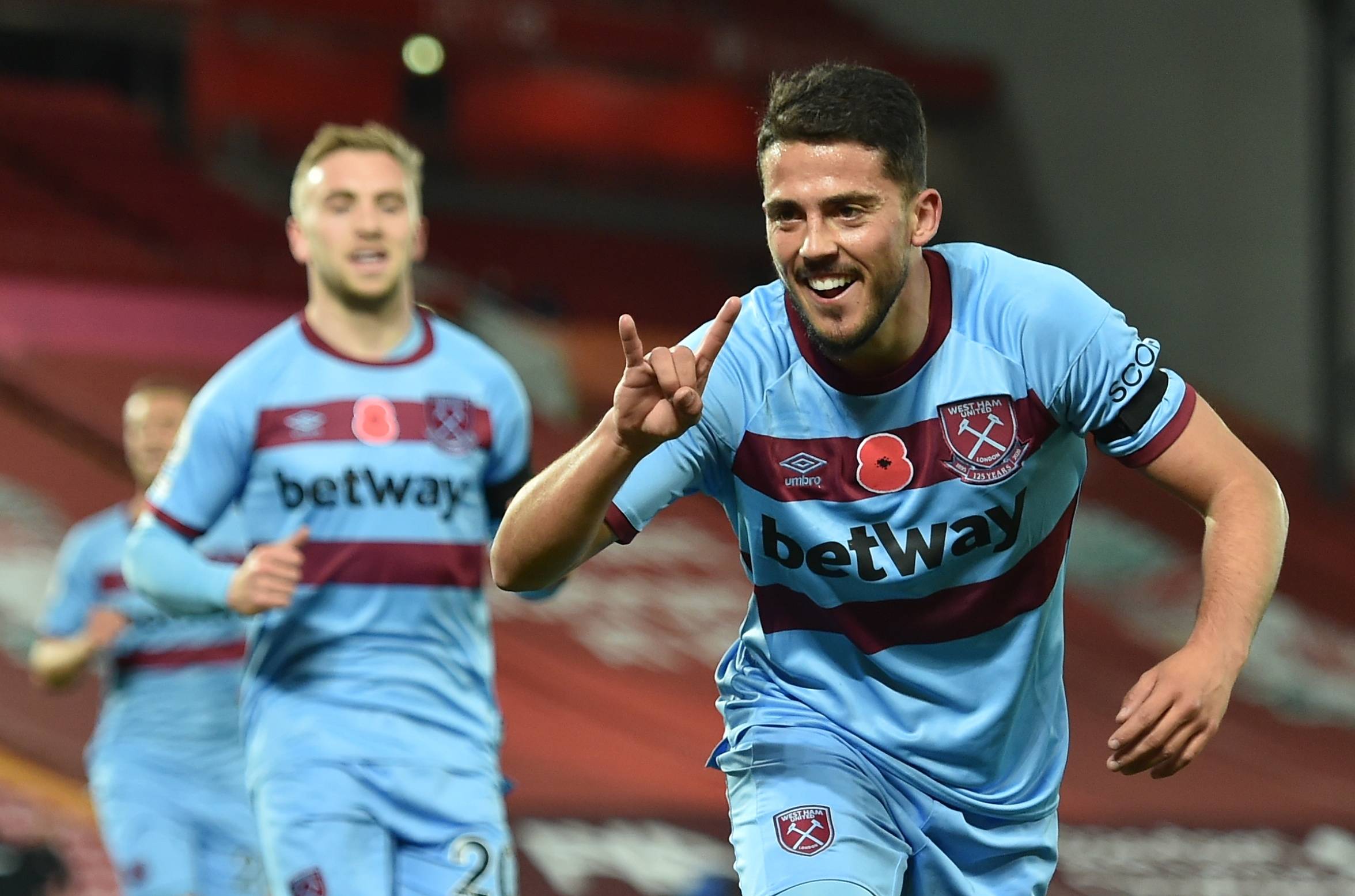 在高强度的 在高强度的