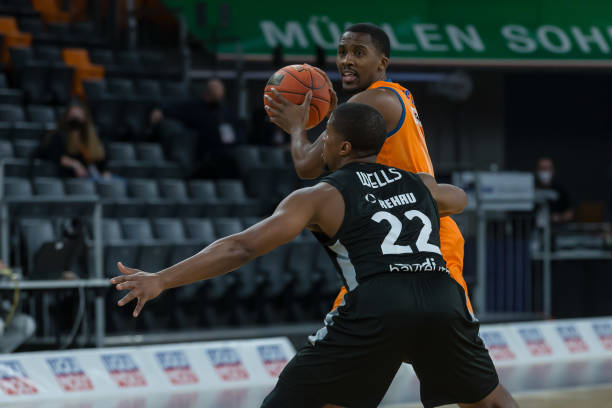 的白富美 的白富美