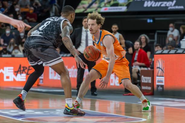 是近年来法 是近年来法